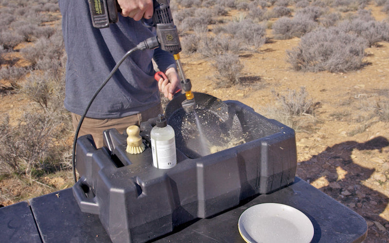 Rain Basin 8 Gallon Kit (With Mount + Rain Flare)